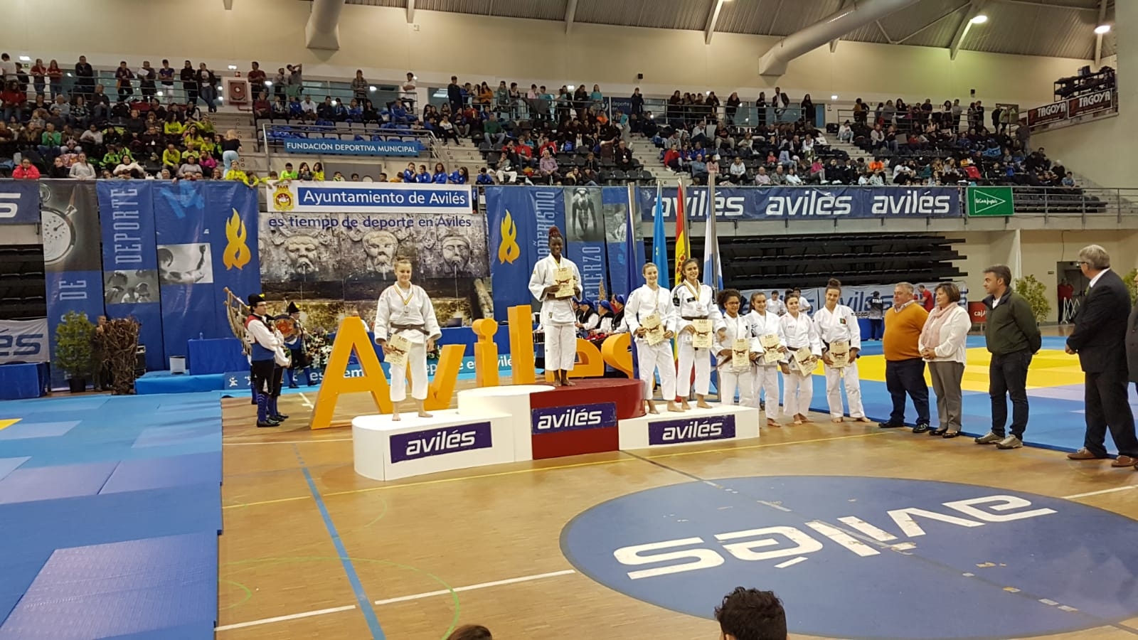 Cuatro medallas para los Navarros en la Supercopa Infantil y Cadete y Torneo Junior Avilés. 27 y 28 -10-18